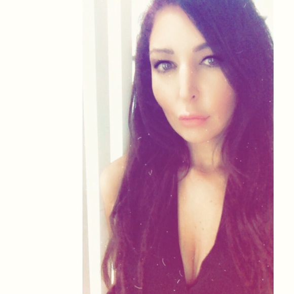 Meet your Posher, T - Picture 1 of 1